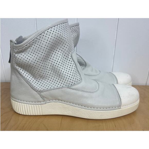 Nila & Nila Made in Italy Gray Leather Perforated Back Zip‎ Sneaker/Boot EU 40 - Picture 3 of 10